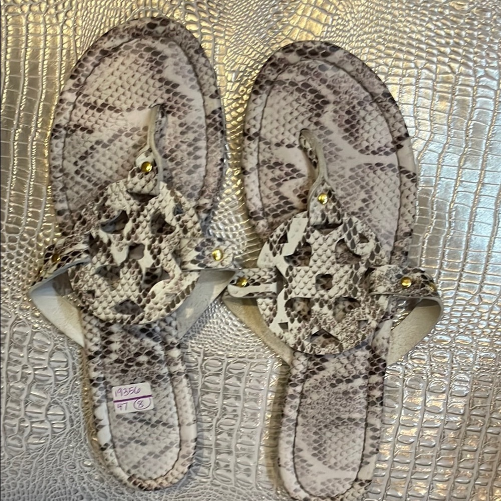 Clarissa sandals